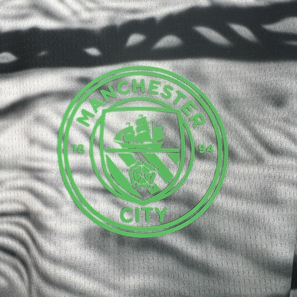 Maillot concept Manchester City 2025/26 – Version noire et grise
