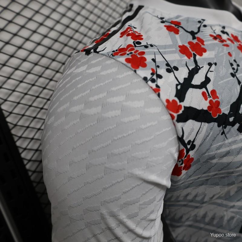 Maillot Japon 2025 Blanc avec Samouraï et Fleurs de Cerisier