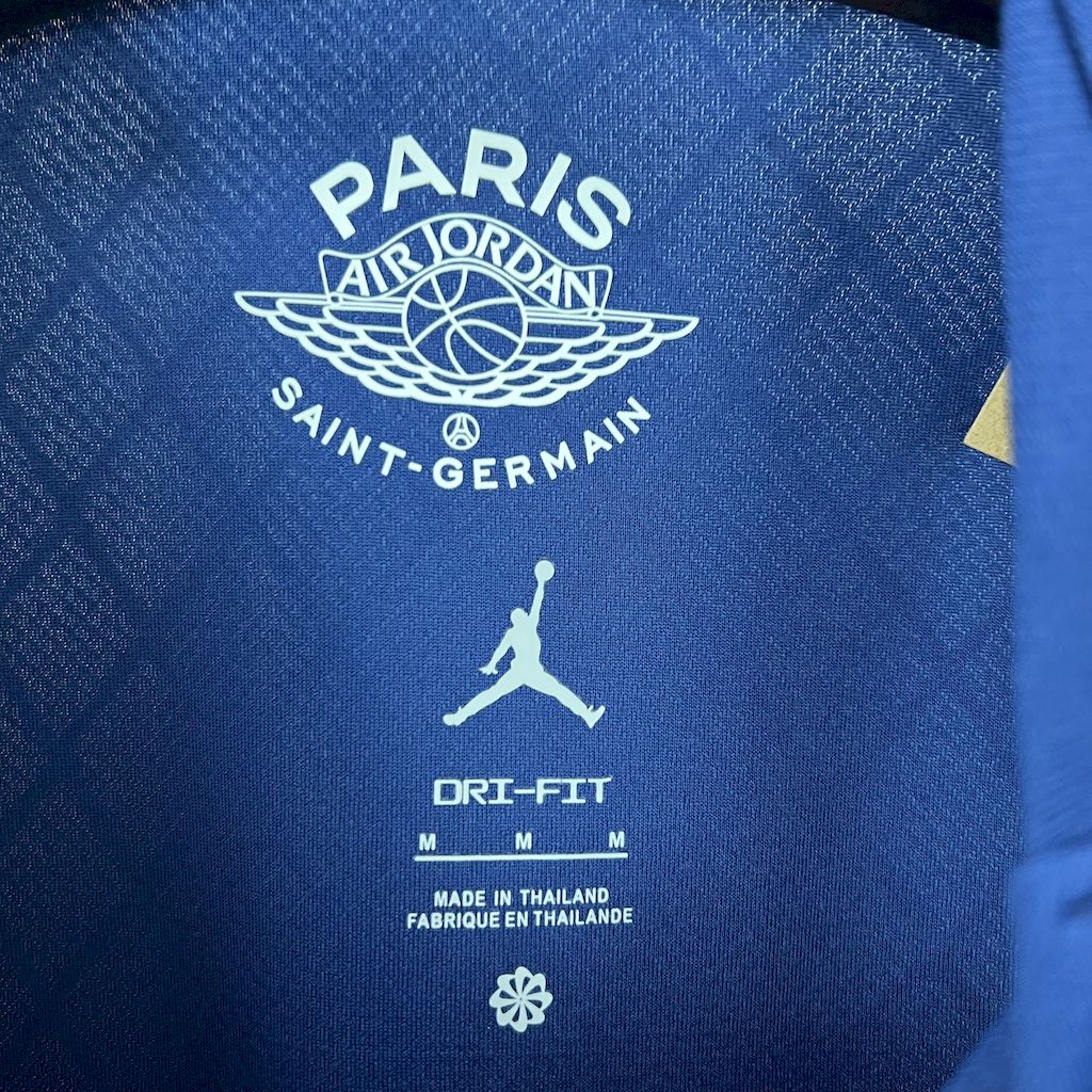Maillot Fourth PSG manches longues